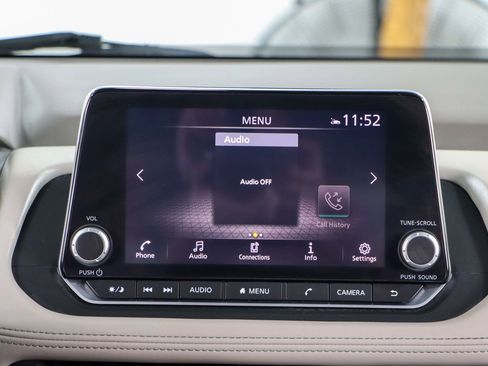 Used 2023 Nissan Rogue SV image 19