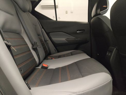 Used 2023 Nissan Kicks SR w/ SR Premium Package FWD image 19
