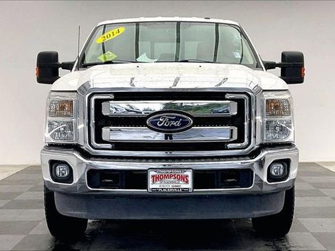 Used 2014 Ford F350 Lariat image 2