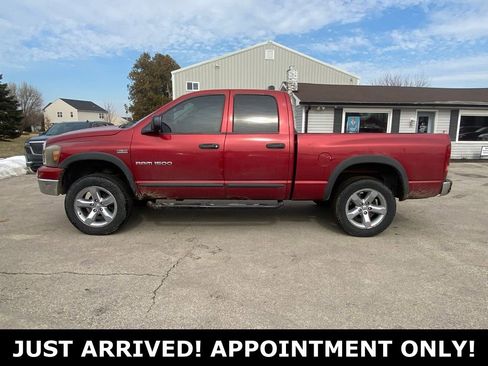Used 2006 Dodge Ram 1500 Truck SLT image 2