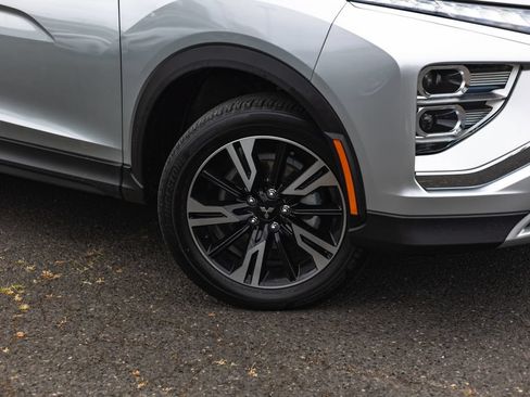 Used 2025 Mitsubishi Eclipse Cross SE AWD/4WD image 4