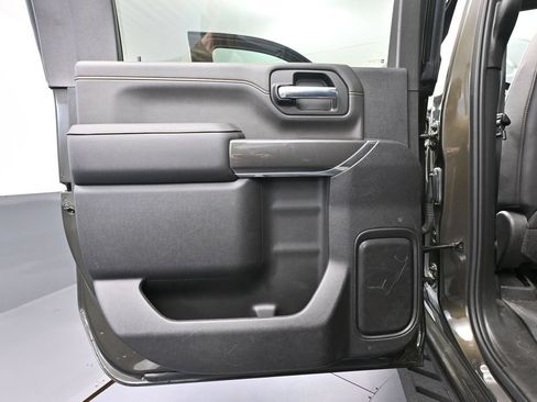 Used 2022 GMC Sierra 2500 AT4 w/ AT4 Premium Plus Package AWD/4WD image 45