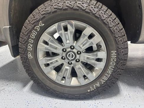 Used 2018 Nissan Titan Platinum Reserve w/ Platinum Utility Package AWD/4WD image 6