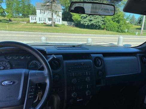 Used 2014 Ford F150 STX w/ Equipment Group 201A Mid AWD/4WD image 8