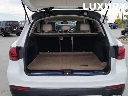 Used 2021 Mercedes-Benz GLC 300 4MATIC image 20