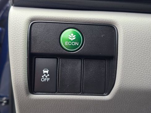 Used 2016 Honda Accord LX image 19