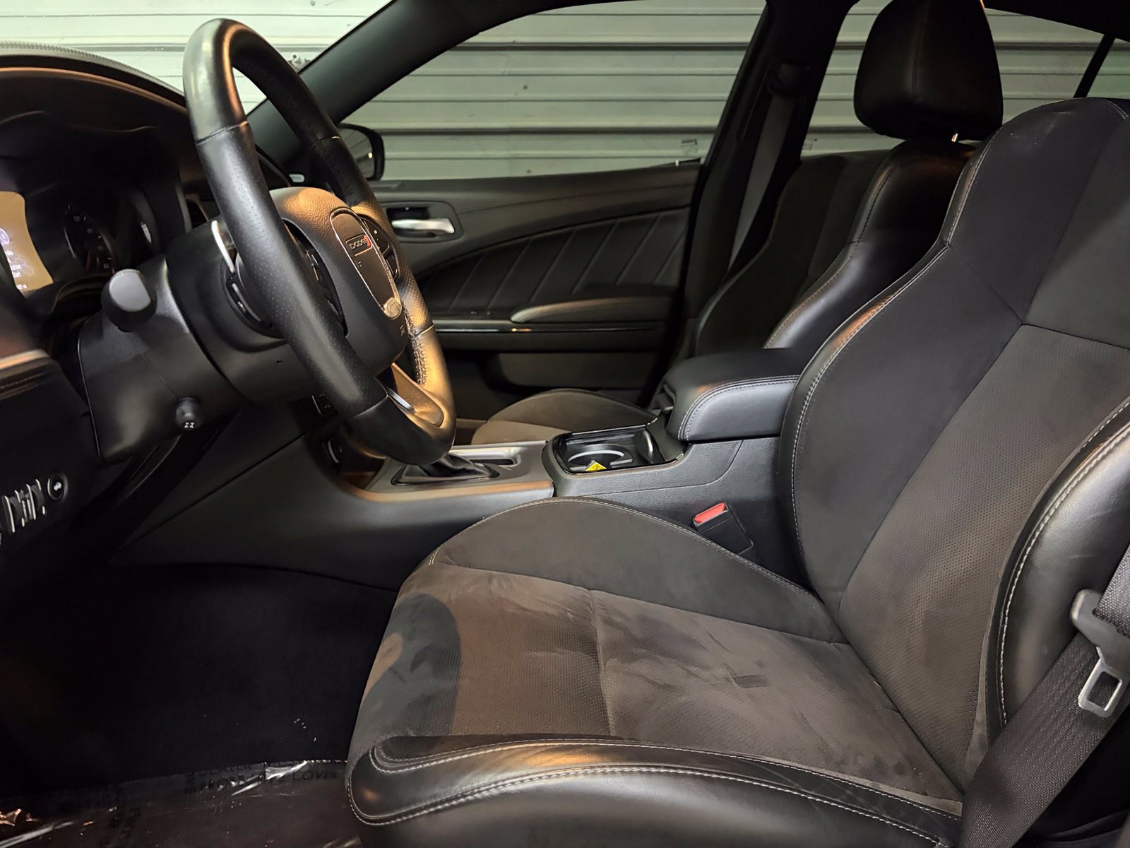 Used 2022 Dodge Charger R/T w/ Plus Group RWD image 10