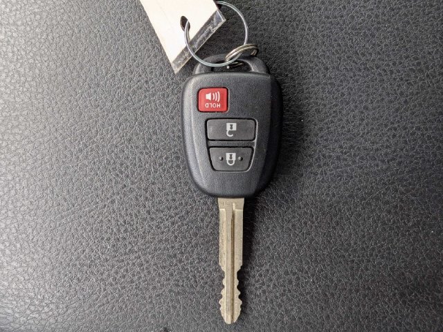 Used 2023 Toyota Tacoma SR AWD/4WD image 26