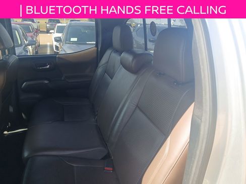 Used 2017 Toyota Tacoma Limited w/ Tow Package image 8