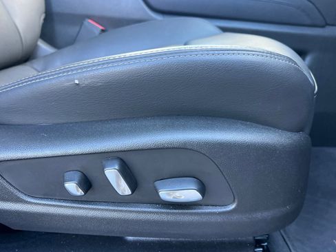 Certified 2025 Cadillac XT6 Premium Luxury image 23