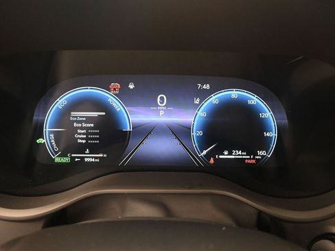 Used 2025 Toyota Sienna Limited image 19