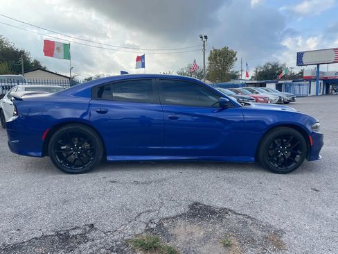 Used 2022 Dodge Charger GT RWD image 4