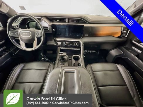 Used 2022 GMC Sierra 1500 Denali w/ Denali Reserve Package AWD/4WD image 7