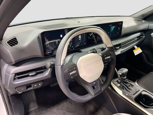 New 2025 Kia K4 GT-Line w/ GT-Line Premium Package image 9