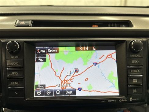 Used 2018 Toyota RAV4 Limited image 18