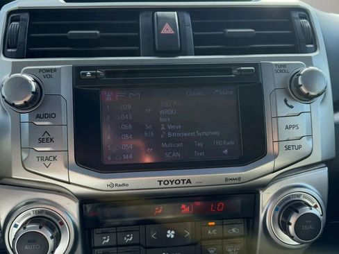 Used 2013 Toyota 4Runner Limited image 15