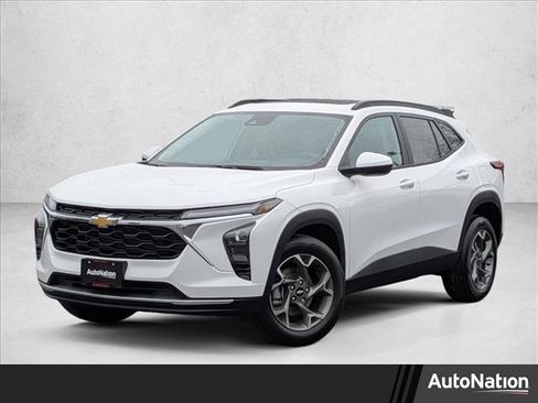 New 2026 Chevrolet Trax LT w/ Sunroof Package image 1