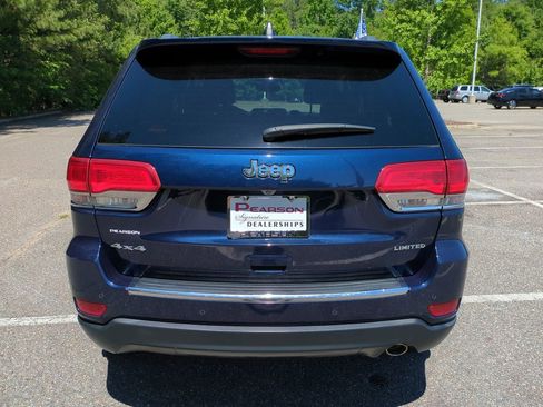 Used 2017 Jeep Grand Cherokee Limited AWD/4WD image 5