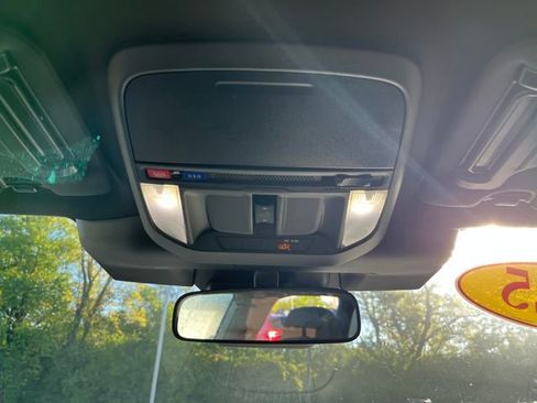 Certified 2025 Subaru Forester Premium image 18