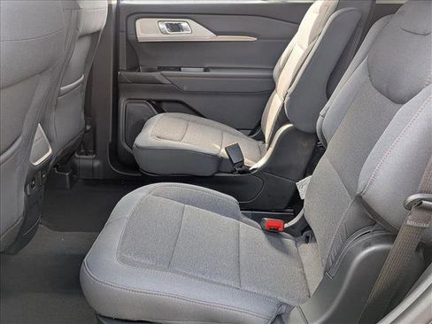 New 2026 Ford Explorer Active image 14