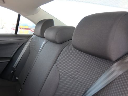 Used 2014 Volkswagen Jetta S image 28