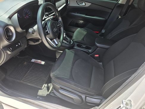 Used 2021 Kia Forte Sedan FWD image 9
