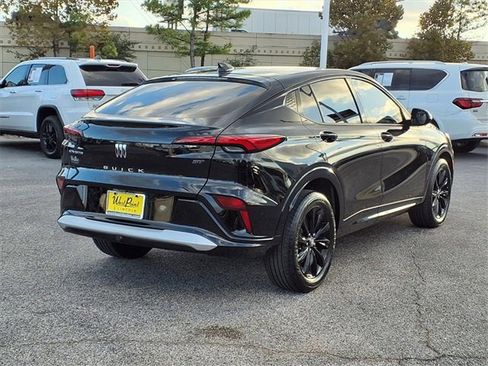 Used 2024 Buick Envista Sport Touring w/ Convenience I Package image 2