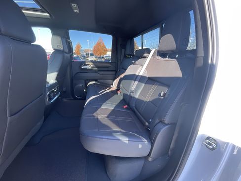 Certified 2024 Chevrolet Silverado 3500 High Country image 26