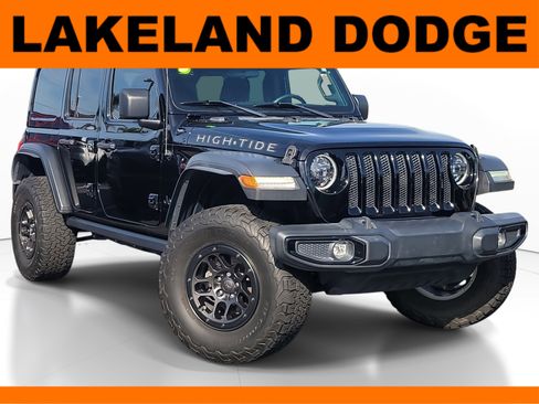 Used 2023 Jeep Wrangler Unlimited Sport image 1