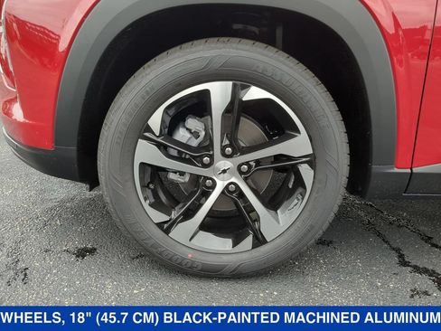 New 2026 Chevrolet Trax RS w/ Sunroof Package FWD image 24