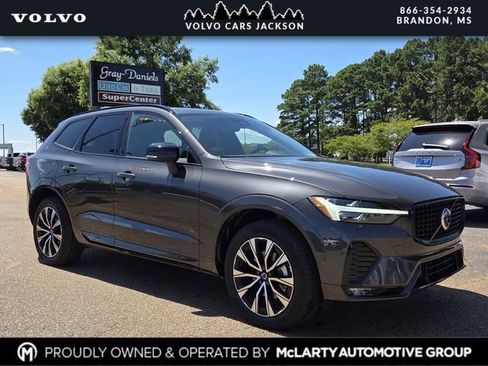 Used 2024 Volvo XC60 B5 Plus AWD/4WD image 1