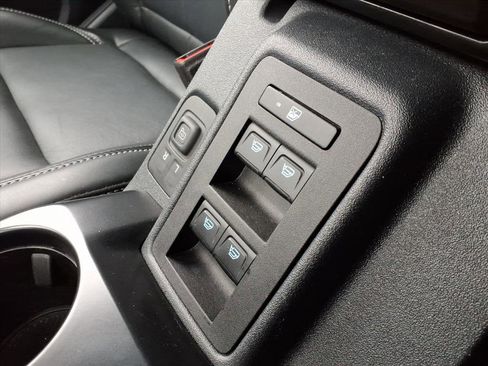 Certified 2025 Ford Bronco Outer Banks image 17