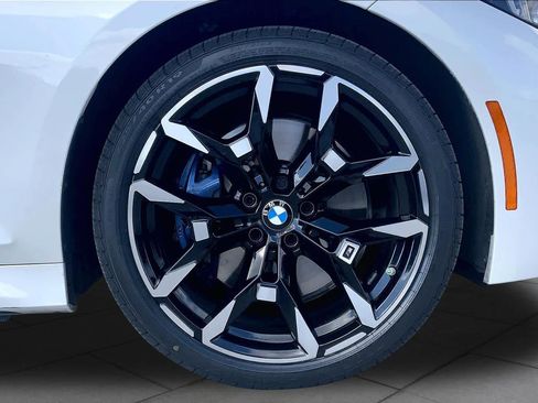 Used 2026 BMW 330i Sedan w/ M Sport Package image 20