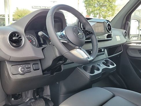 New 2025 Mercedes-Benz Sprinter 2500 image 14