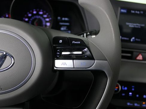 Certified 2023 Hyundai Elantra SEL FWD image 24