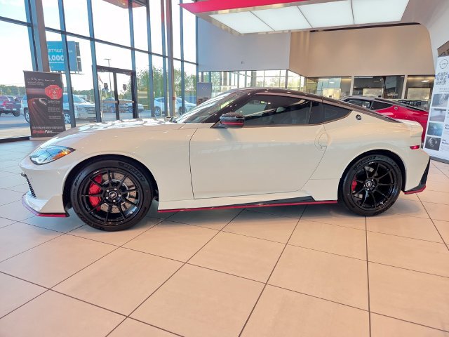 New 2027 Nissan Z Performance RWD image 2