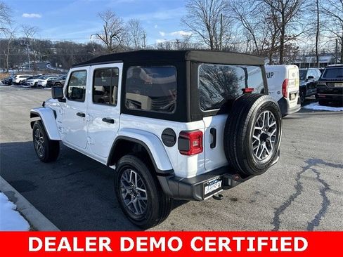 Certified 2024 Jeep Wrangler Sahara w/ Technology Group image 6