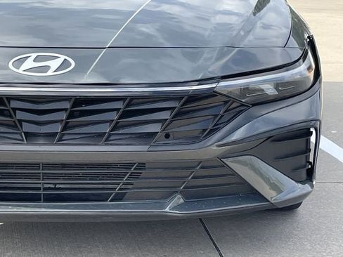 Used 2026 Hyundai Elantra Sport w/ Cargo Package FWD image 7