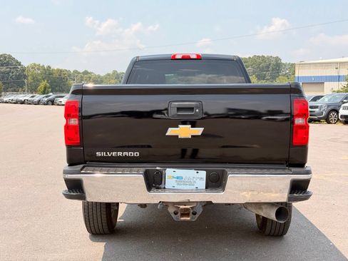 Used 2017 Chevrolet Silverado 2500 W/T AWD/4WD image 11