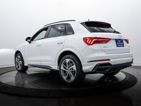 New 2025 Audi Q3 2.0T Premium image 5