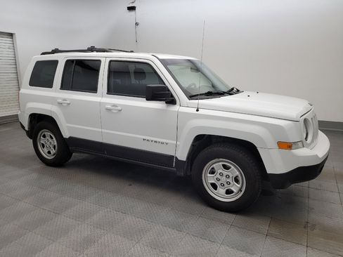 Used 2017 Jeep Patriot Sport w/ Power Value Group FWD image 11