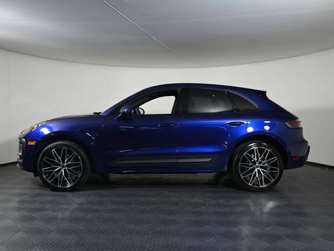 Certified 2026 Porsche Macan AWD/4WD image 2