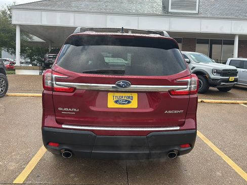 Used 2025 Subaru Ascent Premium image 7