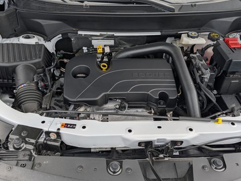 Used 2025 Chevrolet Equinox LT w/ Safety and Technology Package FWD image 26