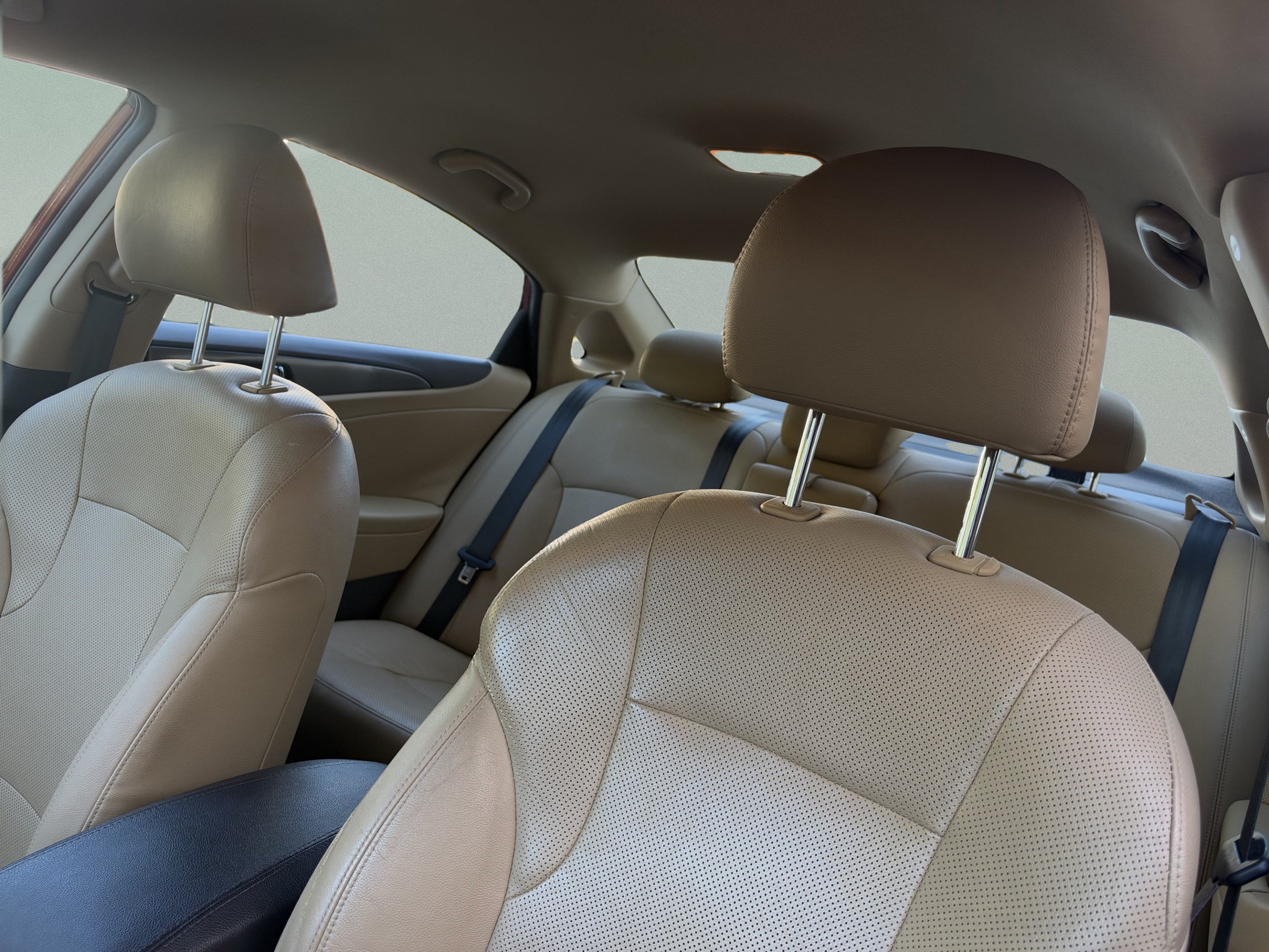 Used 2012 Hyundai Sonata Hybrid w/ Leather Pkg FWD image 18