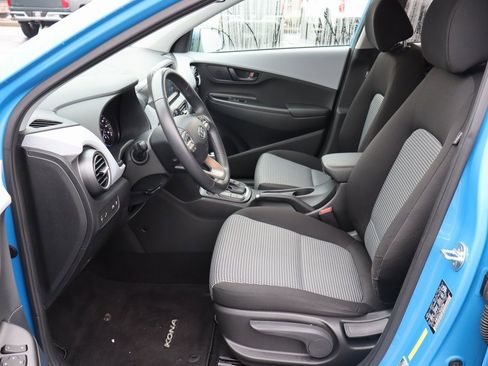 Used 2021 Hyundai Kona SEL image 3