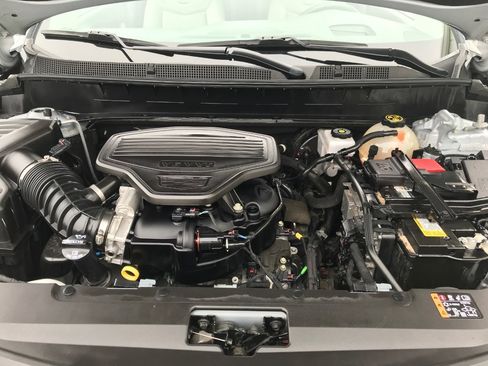 Used 2021 Cadillac XT6 Premium Luxury image 8