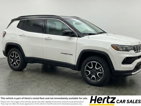 Used 2025 Jeep Compass Trailhawk AWD/4WD image 1
