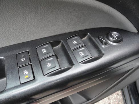 Used 2017 Chevrolet Colorado W/T w/ WT Convenience Package image 17