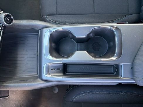 New 2026 Chevrolet Equinox EV LT image 13